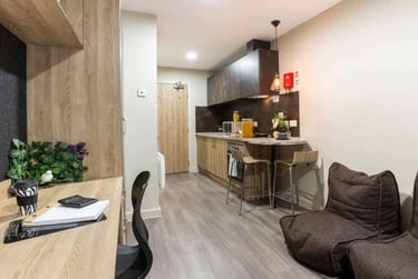 Premium Studio - Image 4