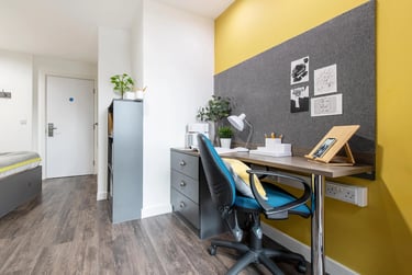 Premium En Suite at Bentley House, 10 Moland Street, City Centre, Birmingham, B47AU - Image 2