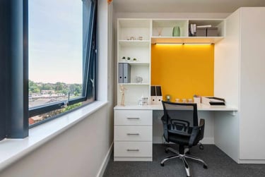 9 Bed Club En-suite at Central Living, 74 Paris Street, St Sidwells, Exeter, EX12JY - Image 1