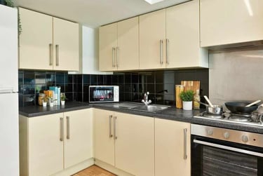 Ensuite Platinum at Cavendish Place, 20 Wilmott Street, Manchester Metropolitan University, Manchester, M156AS - Image 4