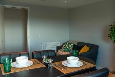 4 bed Penthouse at Queens Court, 15 Queens Walk, City Centre, Reading, RG17QF - Image 8