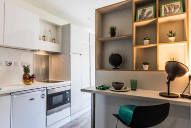 Bronze Studio - Image 2