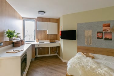 Extra Large Double Studio at The Curve, 14 Fieldgate Street, Shoreditch, London, E11ES - Image 2