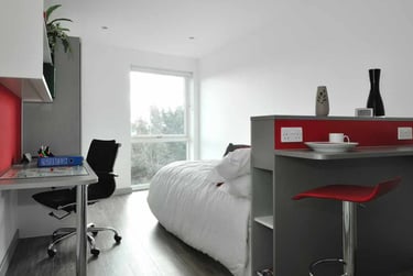 Premium Studio at One Penrhyn Road, 1 Penrhyn Road, Surbiton, Kingston, KT12BT - Image 1