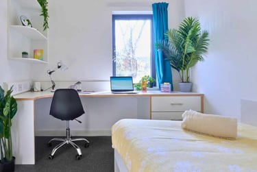 Ensuite Gold at The Village at The Viaduct, Ainsley Street, City Centre, Durham, DH14BJ - Image 1