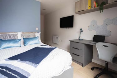 Townhouse Large En-suite at Boutique Student Living - Exeter, 10 Blackboy Road, St James, Exeter, EX46SG - Image 1