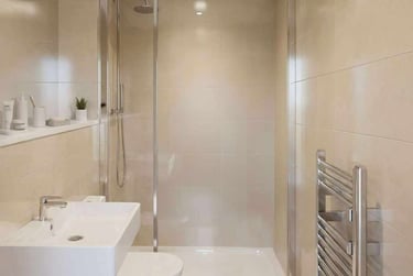 Deluxe 1 Bedroom Apartment at CODE Fairfax Street, Fairfax Street, Warwick, CV15GA - Image 3