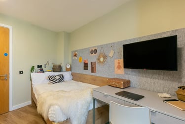 Extra Large Studio - Image 1