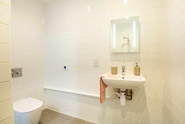 Deluxe Studio at Promenade Student Living, 5-8 London Road, The Level, Brighton, BN14JA - Image 10