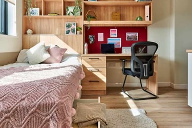 Studio Gold - Image 1