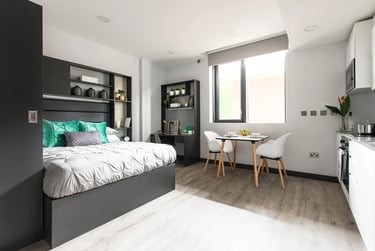 Premium Studio - Image 1