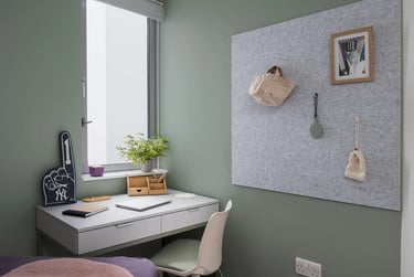 Classic En Suite - Image 2