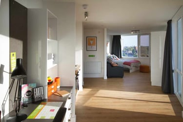 Extra Large Deluxe Studio at CODE Fairfax Street, Fairfax Street, Warwick, CV15GA - Image 13