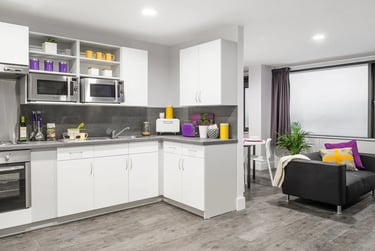 Premium En Suite - Image 2