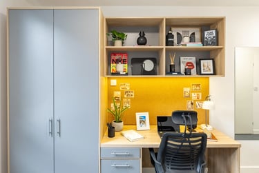 Classic En Suite - Image 4