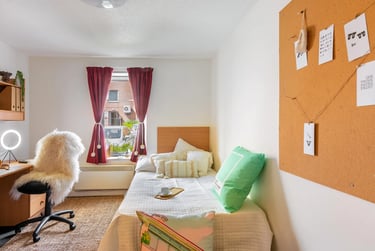 Standard En Suite - Image 1