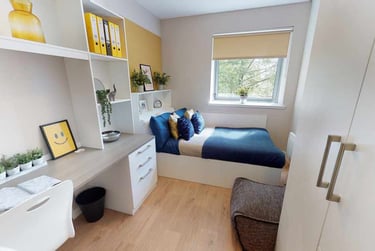 5 Bed Classic En-suite at Centro House, Wellgreen Place, Central, Stirling, FK82EG - Image 1