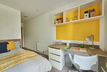 4 Bed En-suite - Image 1
