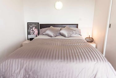 Standard Studio at Holly Court, High Kingsdown, Clifton, Bristol, BS28DQ - Image 1