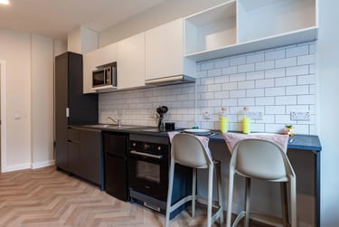 Classic Studio  at St Crispin's House, Duke Street, City Centre, Norwich, NR31PD - Image 7