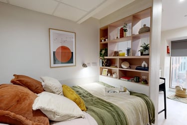 Classic Studio (Floors 1-9) at Crown Place, 75 Lancaster Street, City Centre, Birmingham, B47FN - Image 1