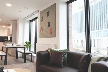 Ensuite Classic 5 Bed at Waterside, 58-62 Avon Street, City Centre, Bristol, BS20PX - Image 7