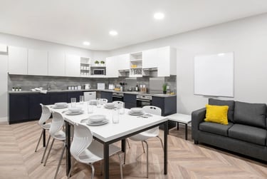 Standard En Suite - Image 3