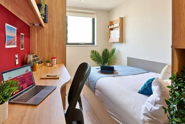 Ensuite Gold - Image 3