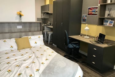 Premium Studio - Image 2