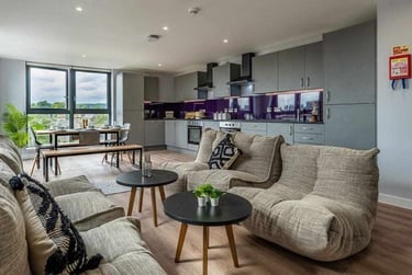 6 Bed Premium En-suite - Image 3