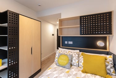 Standard En Suite - Image 1
