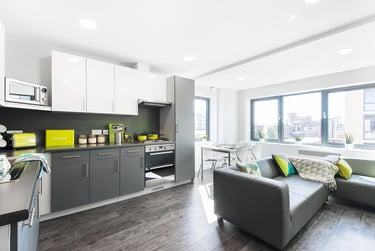 Standard En Suite - Image 2