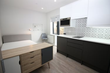 1 bed studio, Cathays, Cardiff, CF103EE - Image 1