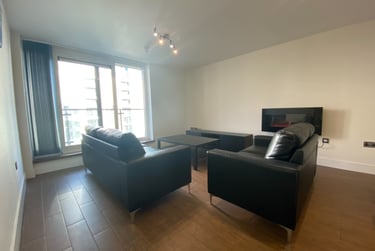 2 bed flat, Cardiff Bay, Sports Village, Cardiff, CF110JN - Image 4