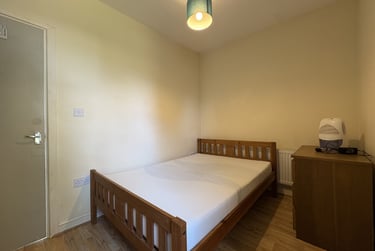 1 bed flat, Roath, Plasnewydd, Cardiff, CF243QX - Image 3