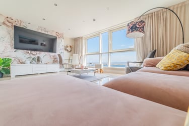 2 bed flat, Cardiff Bay, Sports Village, Cardiff, CF110JJ - Image 1