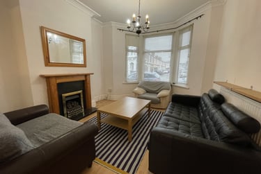 3 bed house, Splott, Cardiff, CF242PH - Image 1