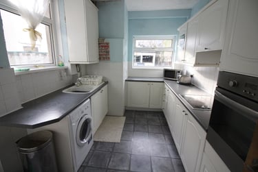 2 bed house, Cathays, Cardiff, CF244JY - Image 4