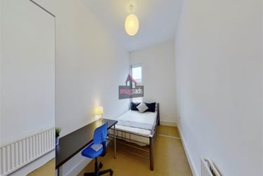 6 bed house, Salford, Langworthy, M65PP - Image 8