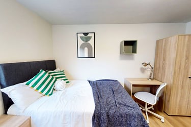 4 bed flat, Oxford Street, City Centre, Leicester, LE15XW - Image 10