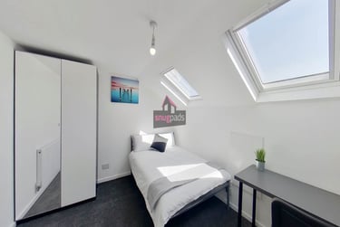 5 bed house, Salford, Pendleton, M67DG - Image 4