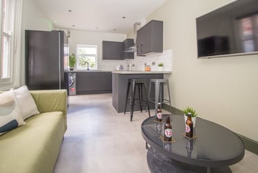 5 bed house, Stretton Road, City Centre, Leicester, LE36BL - Image 2
