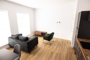 2 bed flat, 7 Cannon Street, City Centre, Preston, PR13PY - Image 2