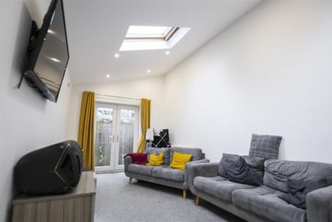 6 bed house, Selly Hill Road, Selly Park, Birmingham, B297DL - Image 1