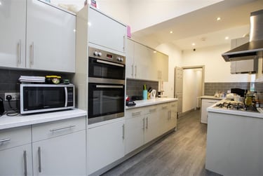 6 bed house, Selly Hill Road, Selly Park, Birmingham, B297DL - Image 3