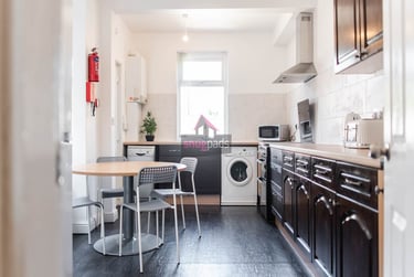 6 bed house, Salford, Seedley, M55HF - Image 3