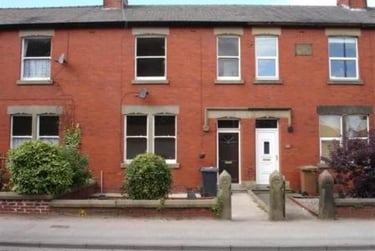 3 bed house, Sharoe Green Lane, Fulwood, Preston, PR28EB - Image 1