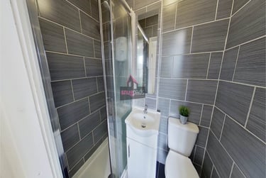 1 bed flat, Salford, Seedley, M55JJ - Image 8