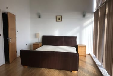 2 bed flat, Maritime Quarter, Swansea Marina, Swansea, SA11UA - Image 1