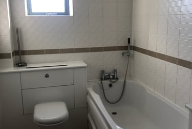 2 bed flat, Maritime Quarter, Swansea Marina, Swansea, SA11UA - Image 4